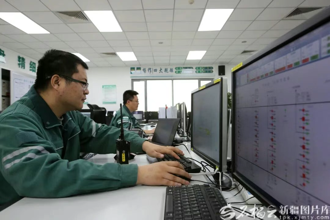 戈壁起绿能 哈密新能源高质量发展实现新突破